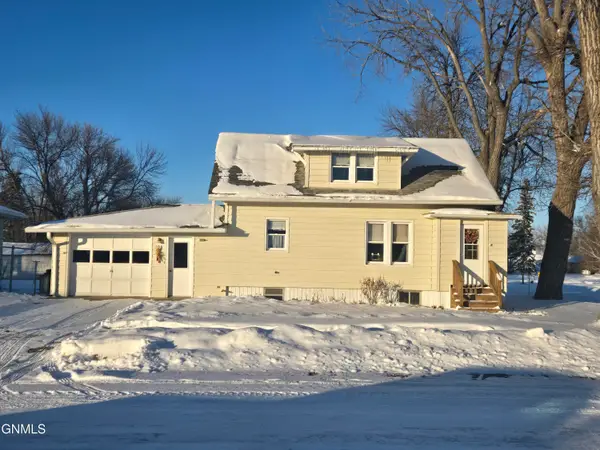 106 1st Street Nw, Ashley, ND 58413