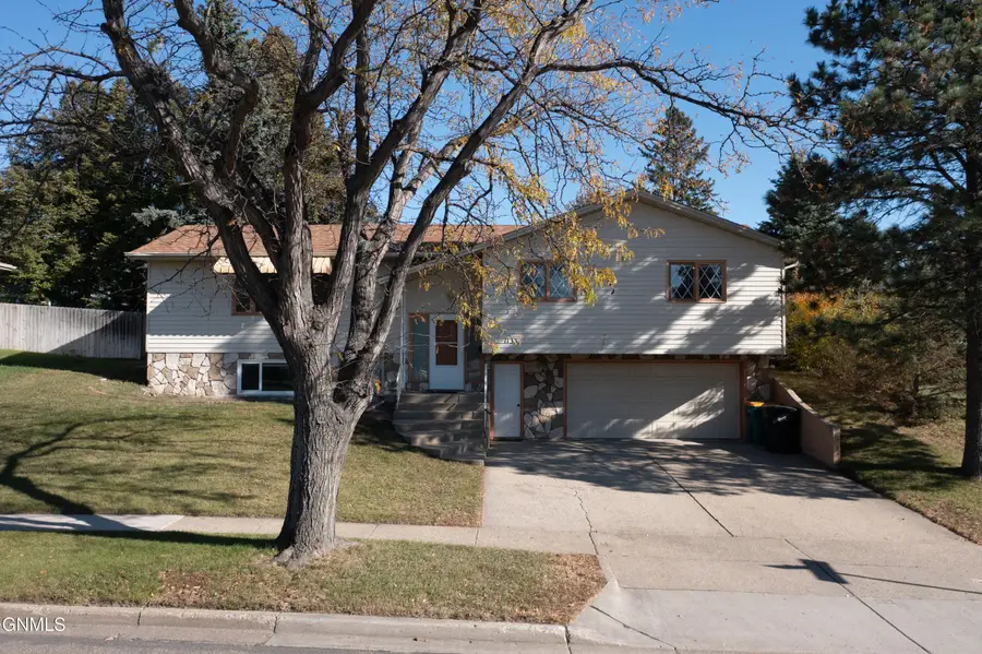 1135 N 26th Street N, Bismarck, ND 58501 - Image #3