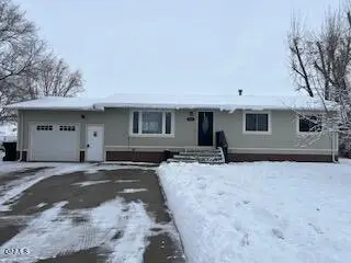 628 Sunset Drive, Watford City, ND 58854 - Image #3