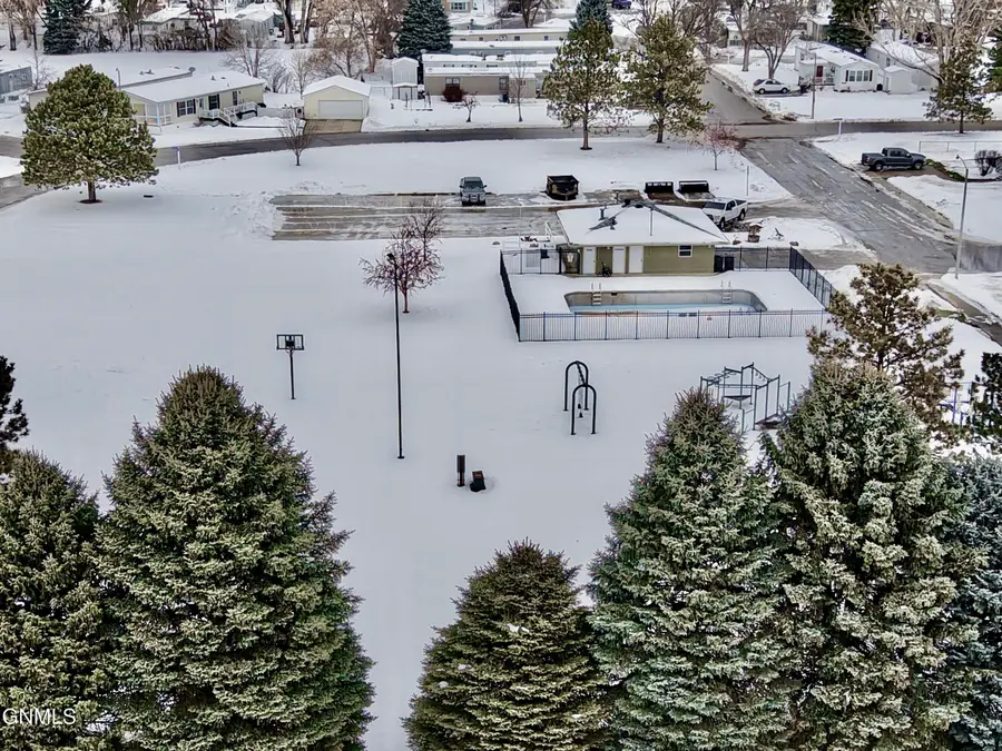 314 Sussex Street, Bismarck, ND 58504 - Image #2