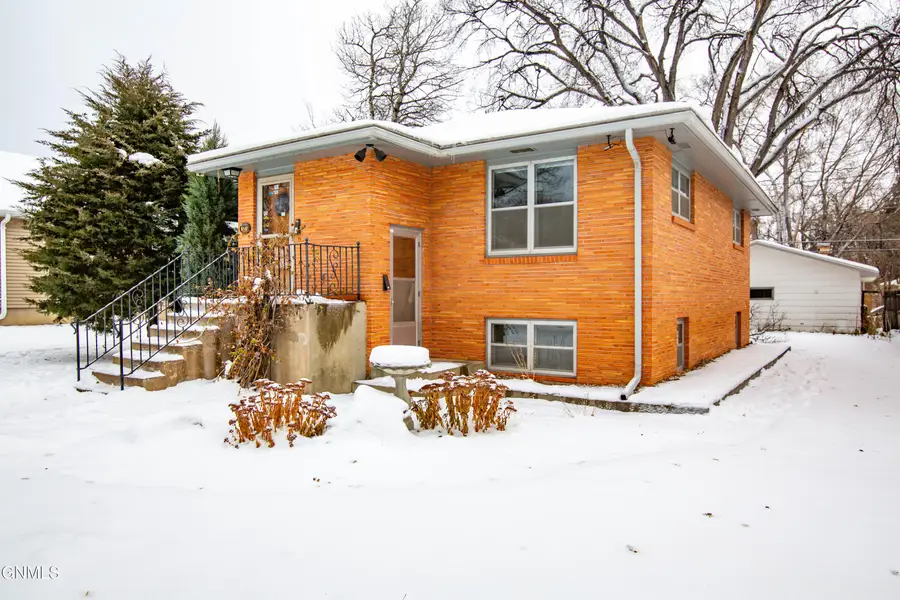421 N 14th Street N, Bismarck, ND 58501 - Image #2