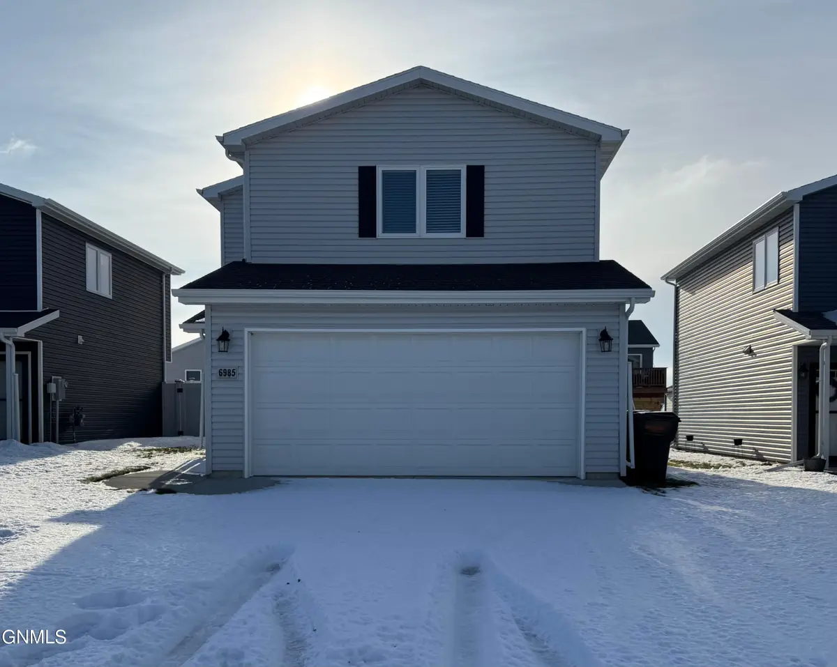 6985 Majestic Loop, Lincoln, ND 58504 - Image #1