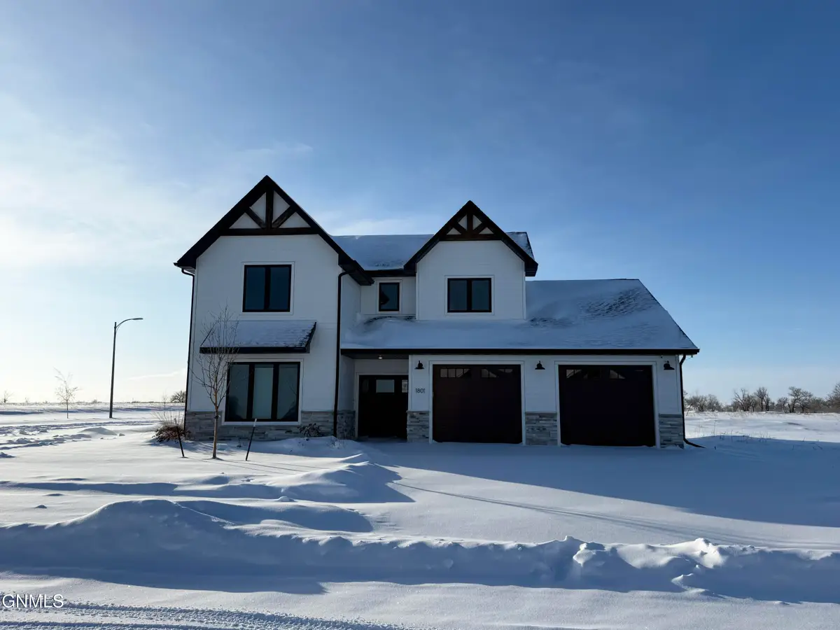 1801 36th Avenue W, Williston, ND 58801 - Image #1