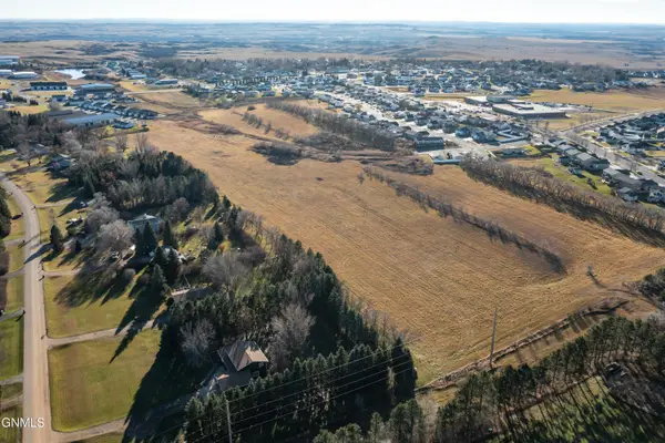 0000 Old Red Trail, Mandan, ND 58554