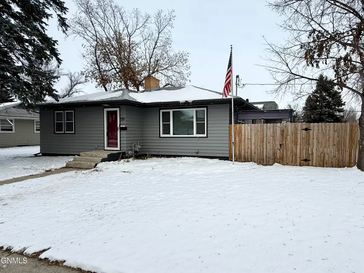 551 6th Street Ne, Valley City, ND 58072 - Image #1