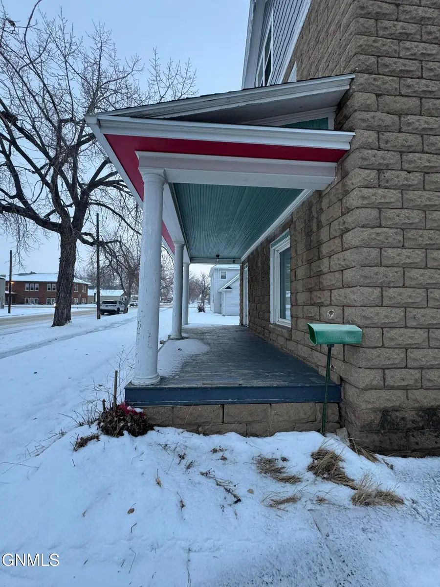 18 1st Street Ne, Crosby, ND 58730 - Image #3