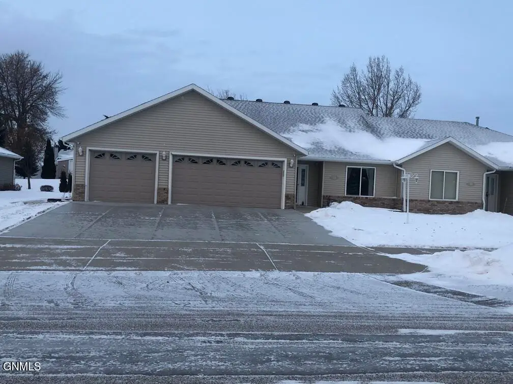 315 Versailles Avenue, Bismarck, ND 58503 - Image #1