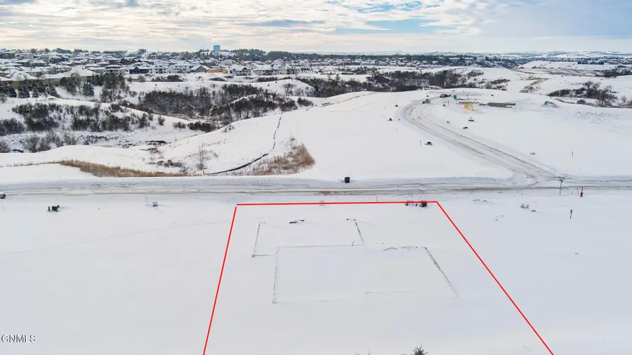 4420 Marsh Hawk Drive, Bismarck, ND 58503 - Image #2