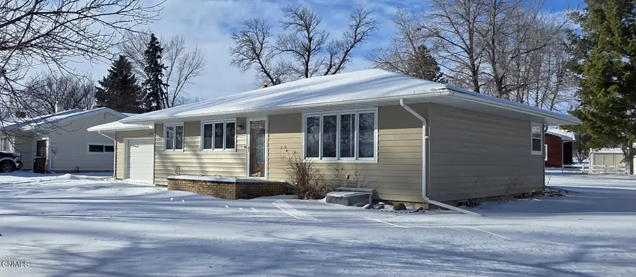 1305 Chautauqua Boulevard, Valley City, ND 58072 - Image #2