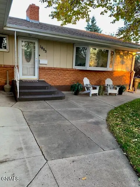 1005 Highland Acres Road W, Bismarck, ND 58501 - Image #2