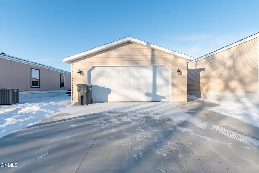 5018 Sumter Drive, Bismarck, ND 58503 - Image #3