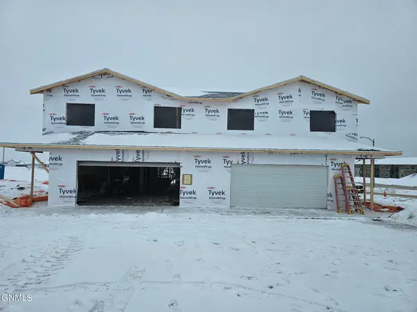 2906 30th Avenue W, Williston, ND 58801