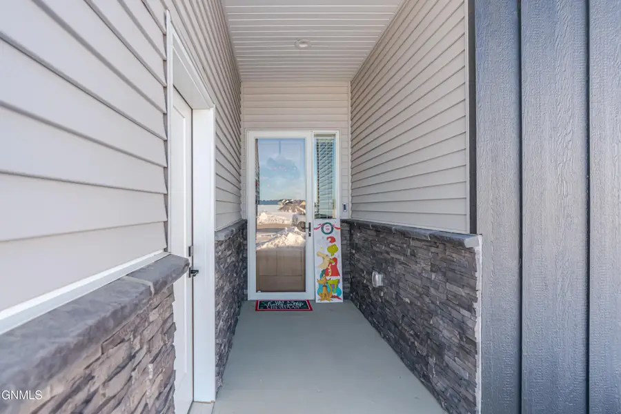 321 Calvert Drive, Bismarck, ND 58503 - Image #2