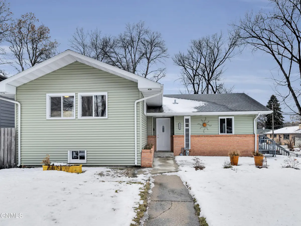 1328 18th Street, Bismarck, ND 58501 - Image #1