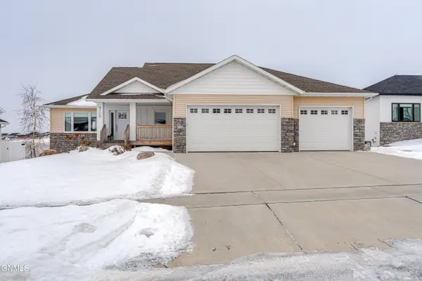 4720 Kites Lane, Bismarck, ND 58503