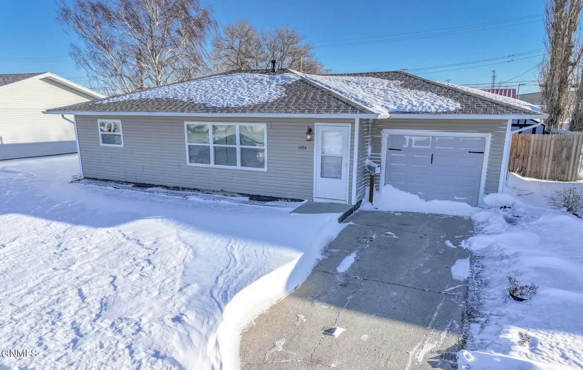1208 13th Avenue W, Williston, ND 58801 - Image #1