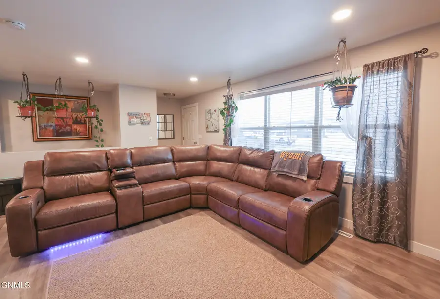 1208 13th Avenue W, Williston, ND 58801 - Image #3