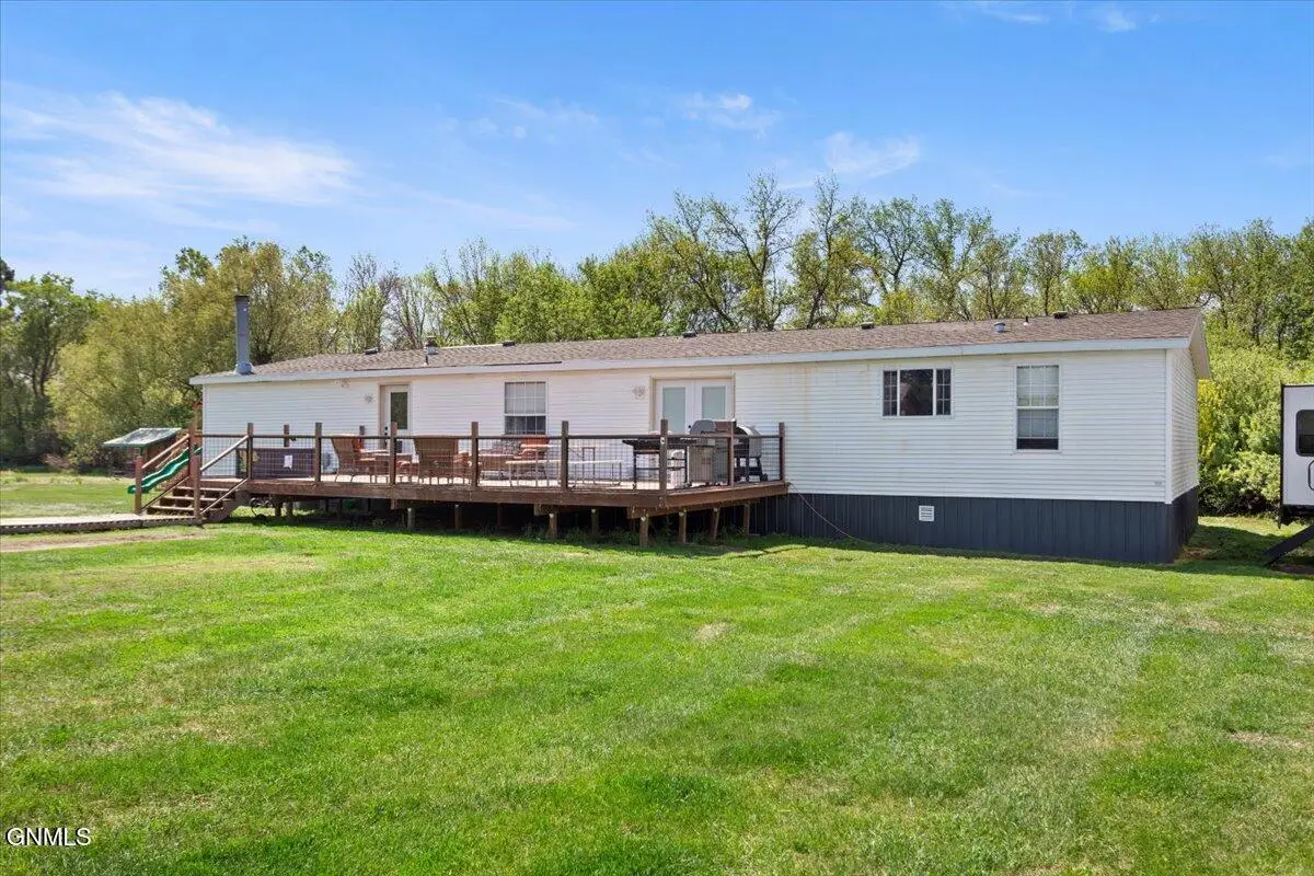 11592 62nd Street Nw, Ray, ND 58849 - Image #1