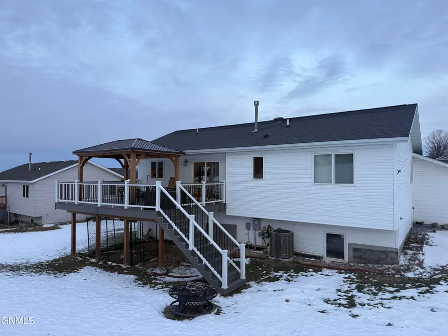 2213 Eastview Place Se, Mandan, ND 58554 - Image #3