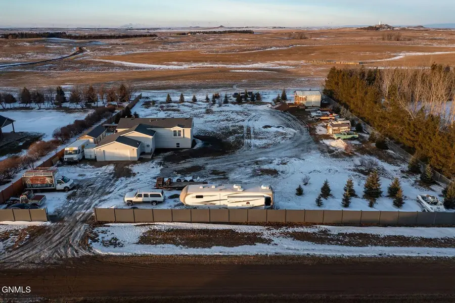 3139 Ken Street N, Mandan, ND 58554 - Image #3