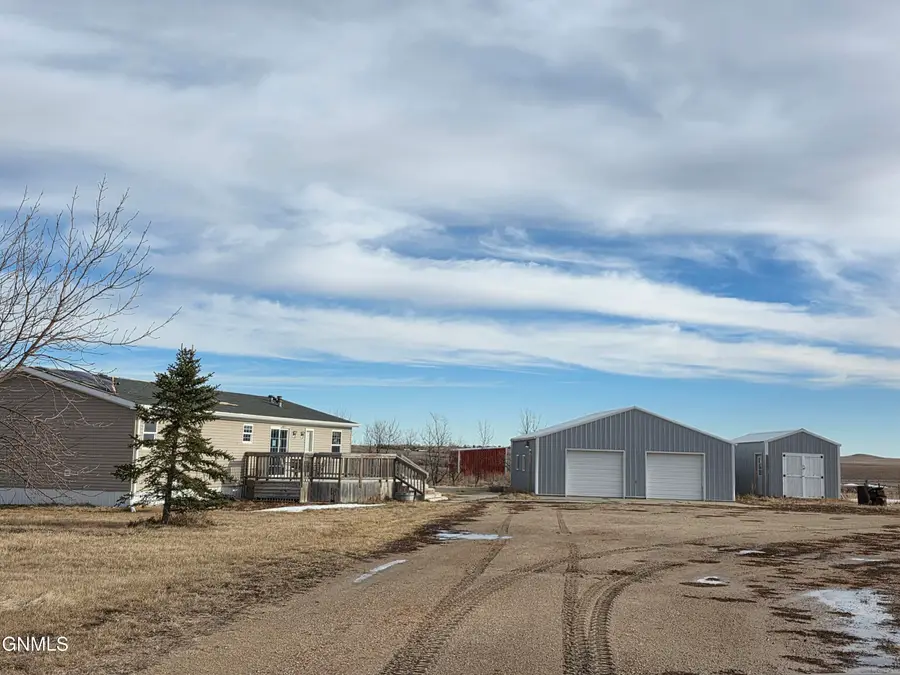 11698 44th Street Sw, Dickinson, ND 58601 - Image #3