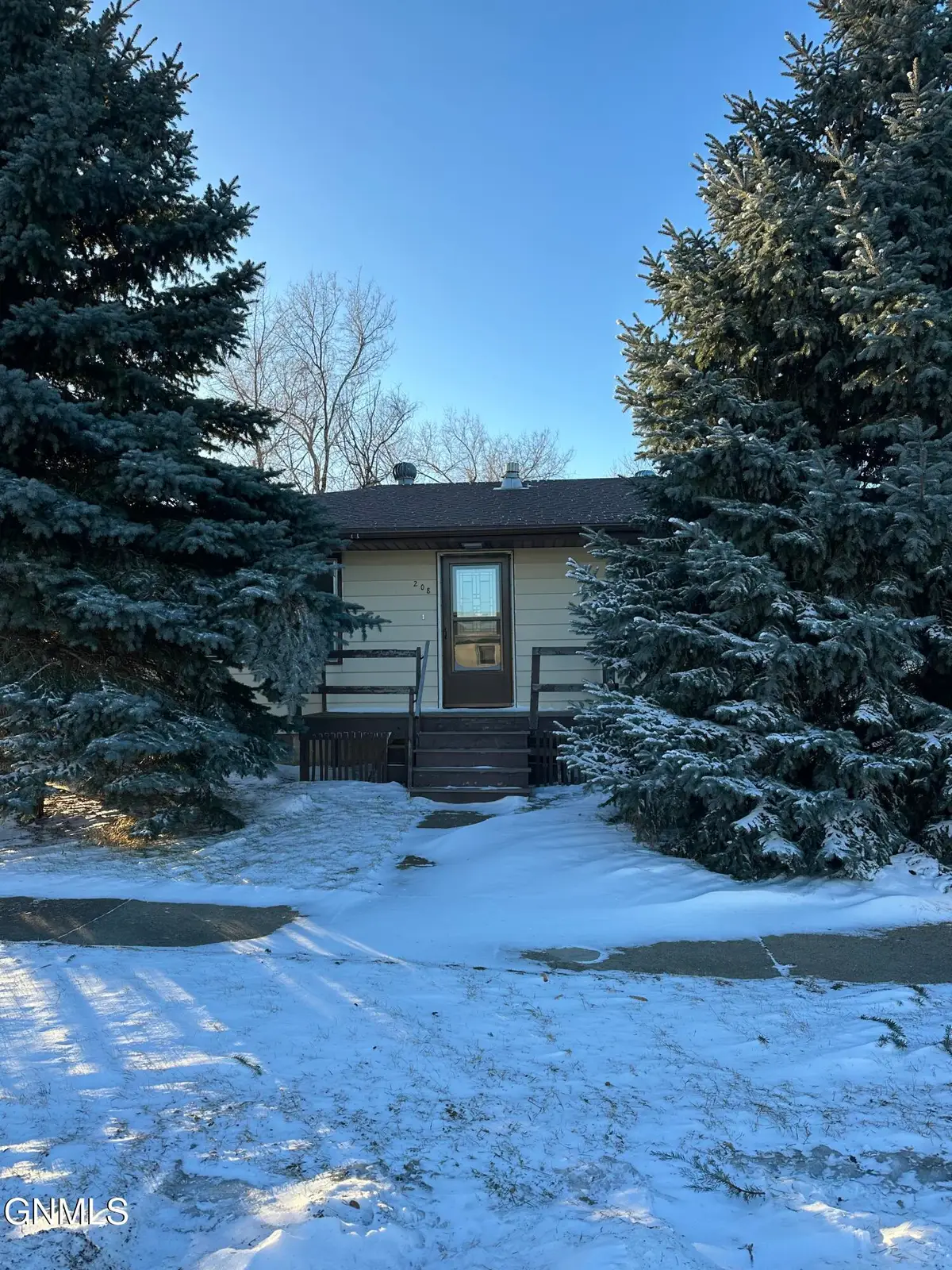 208 S 7th Street S, New Salem, ND 58563 - Image #1