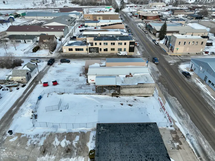 208 S Main Street, Stanley, ND 58784 - Image #2