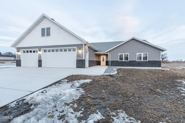 501 Koenig Drive, Bismarck, ND 58504