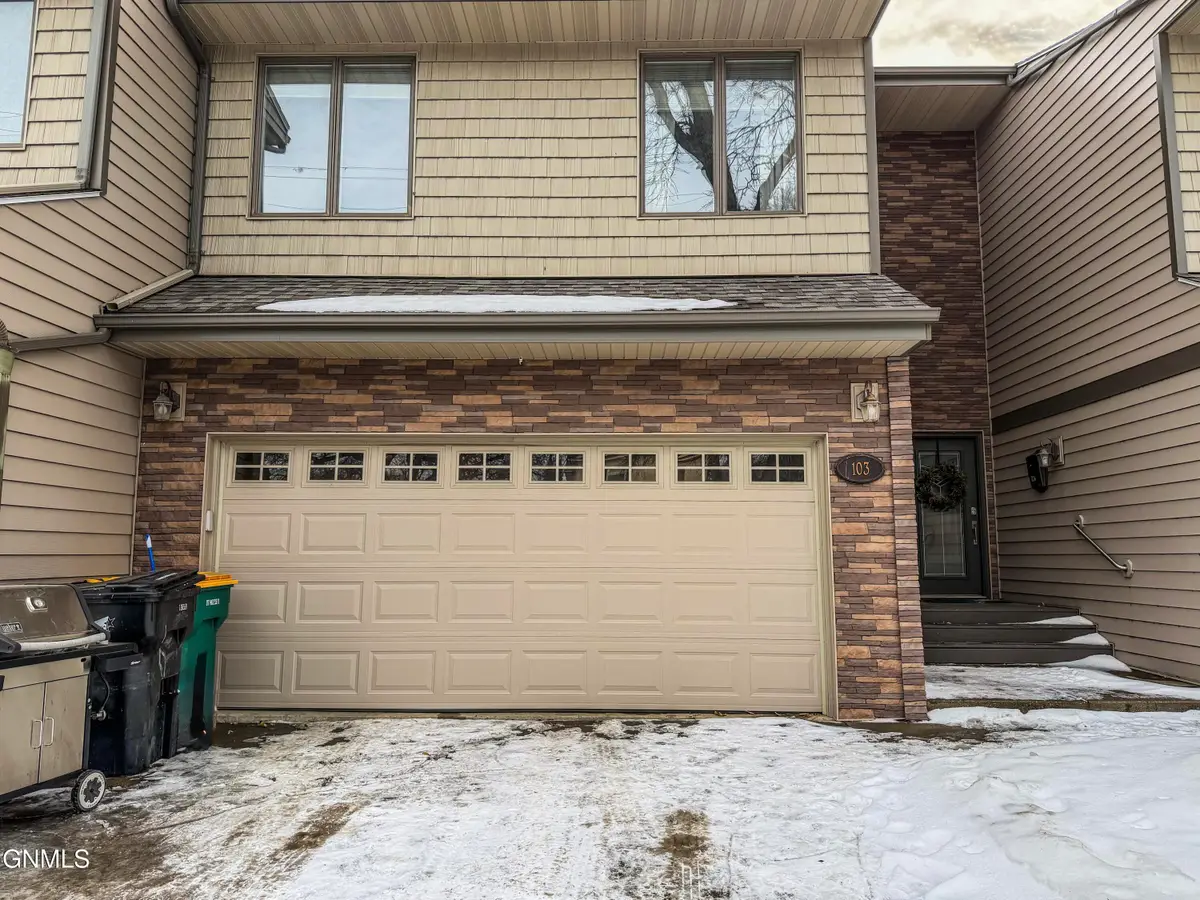 103 W Ave A, Bismarck, ND 58501 - Image #1