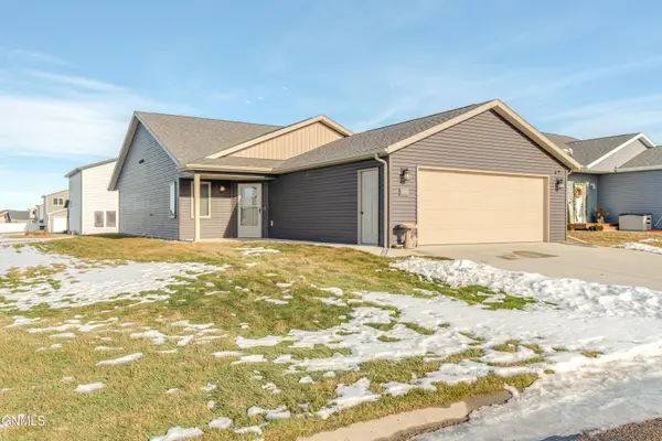 6902 Majestic Place, Lincoln, ND 58504