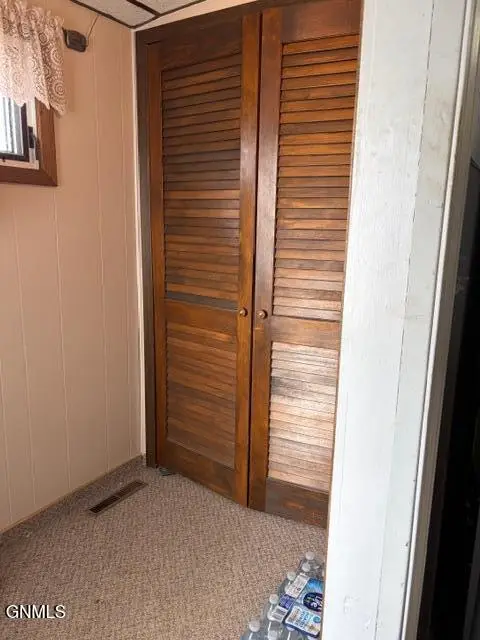 218 5th Street Nw, Tioga, ND 58852 - Image #2