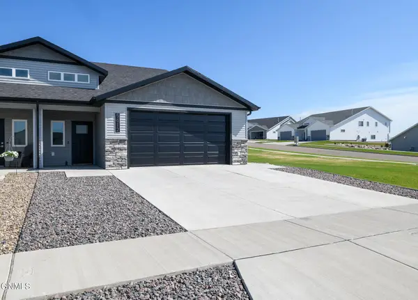 5612 Titanium Drive, Bismarck, ND 58503