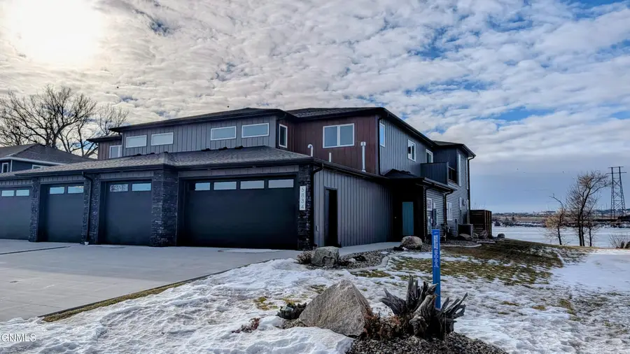 5834 Misty Waters Drive, Bismarck, ND 58503 - Image #2