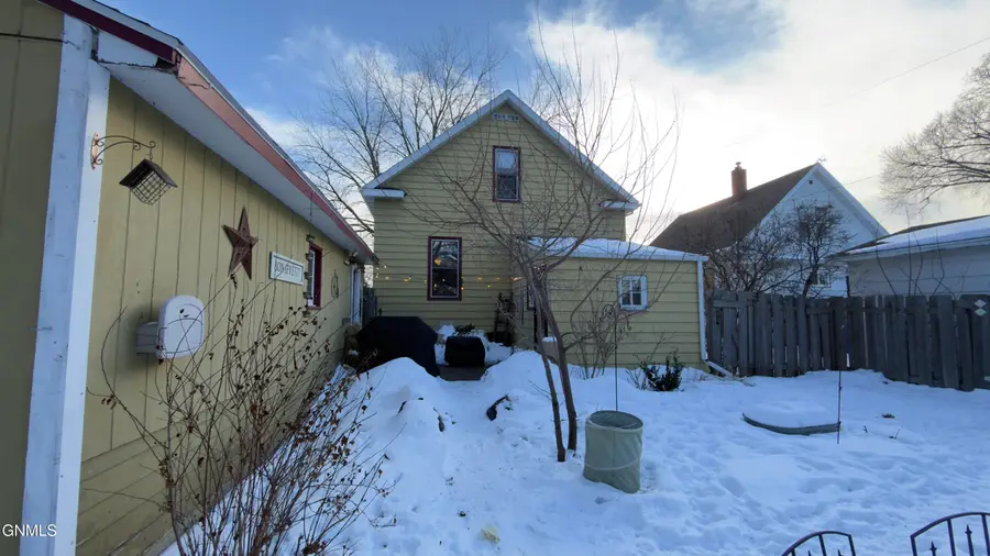34 S Terrace S, Fargo, ND 58102 - Image #3