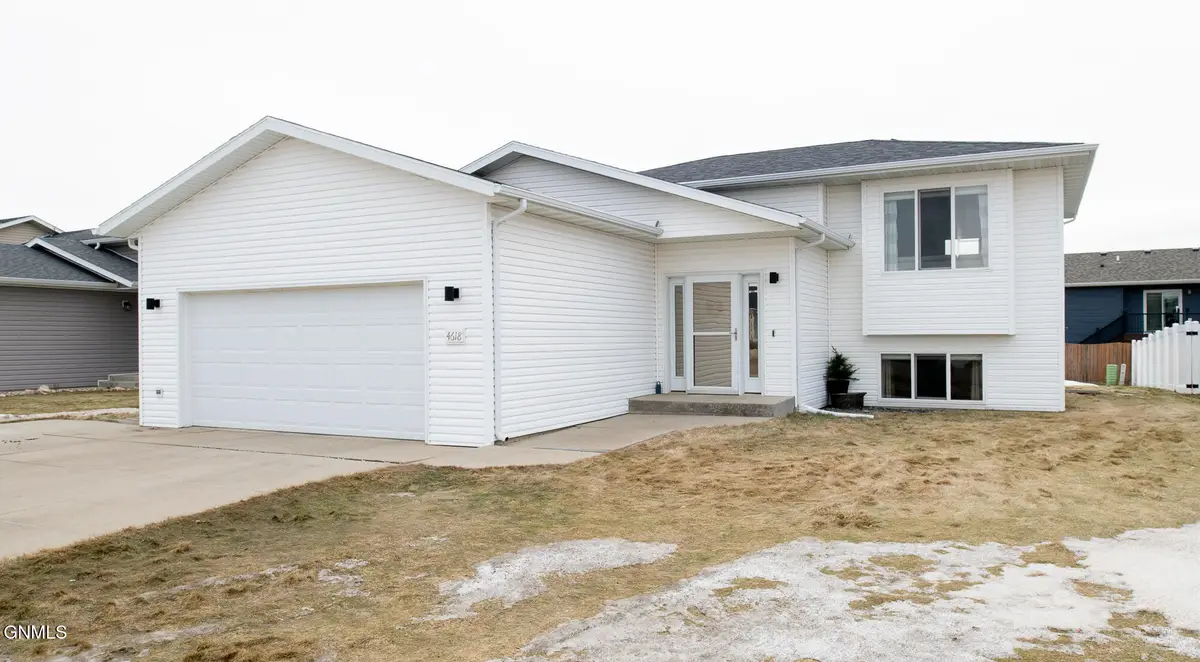 4618 37th Avenue Nw, Mandan, ND 58554 - Image #1