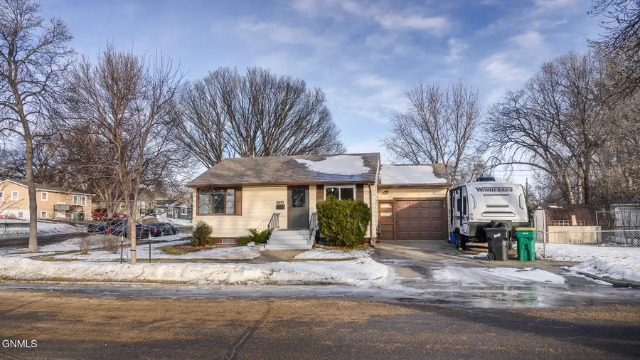 1800 B Avenue E, Bismarck, ND 58501 - Image #2