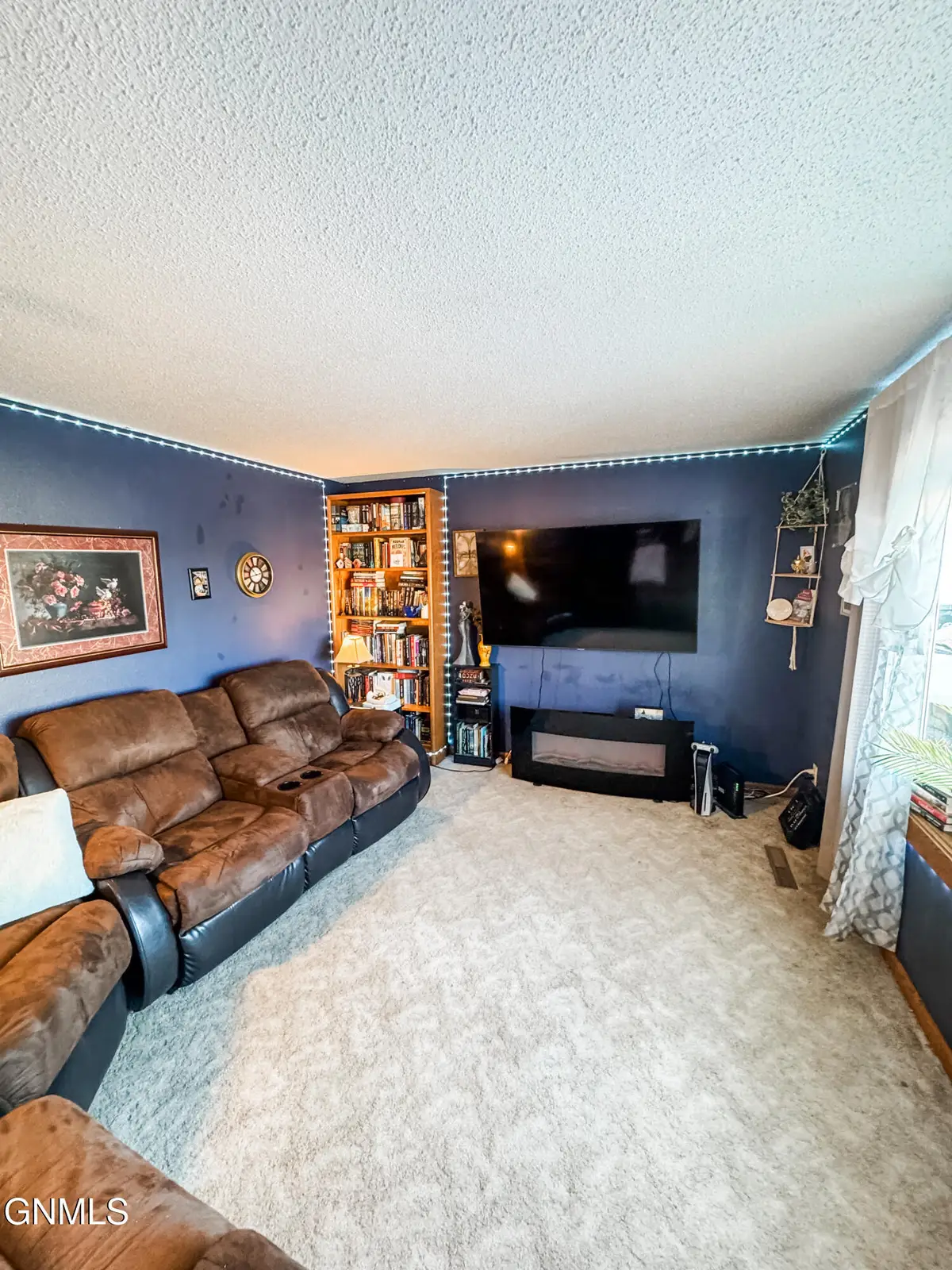 315 Central Avenue W, Plentywood, MT 59254 - #1