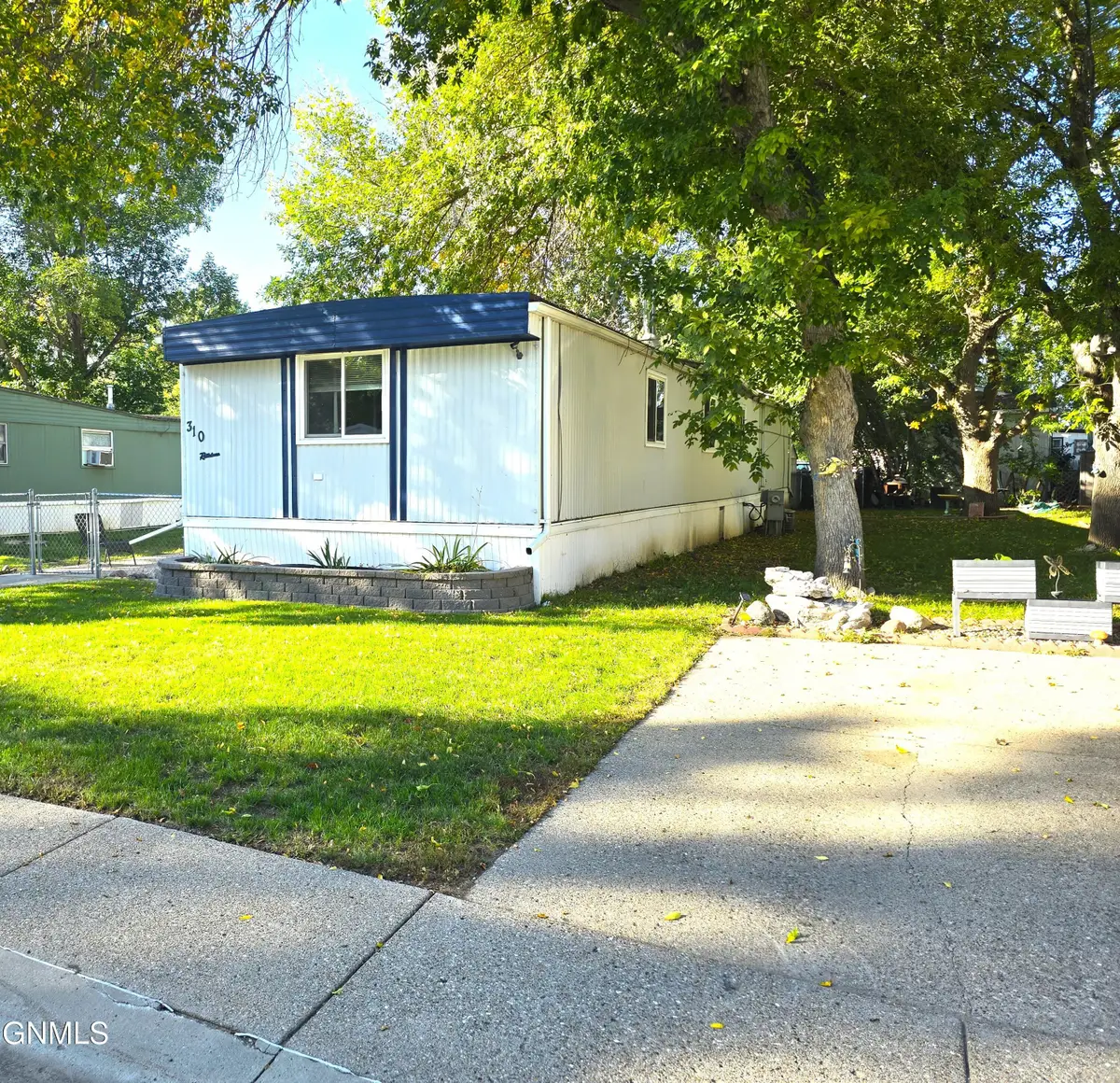 310 Buckingham Place, Bismarck, ND 58504 - Image #1