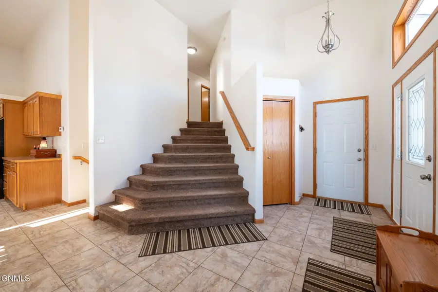 2330 Fresno Drive, Bismarck, ND 58504 - Image #3