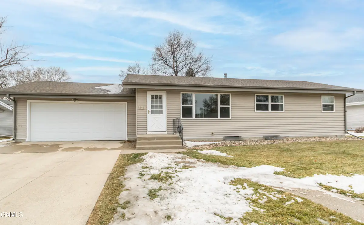 1506 3rd Street S, Bismarck, ND 58504 - Image #1