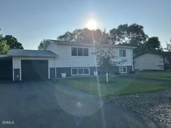 11 Greely Drive, Lincoln, ND 58504 - Image #2