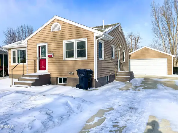 712 16th Street W, Williston, ND 58801