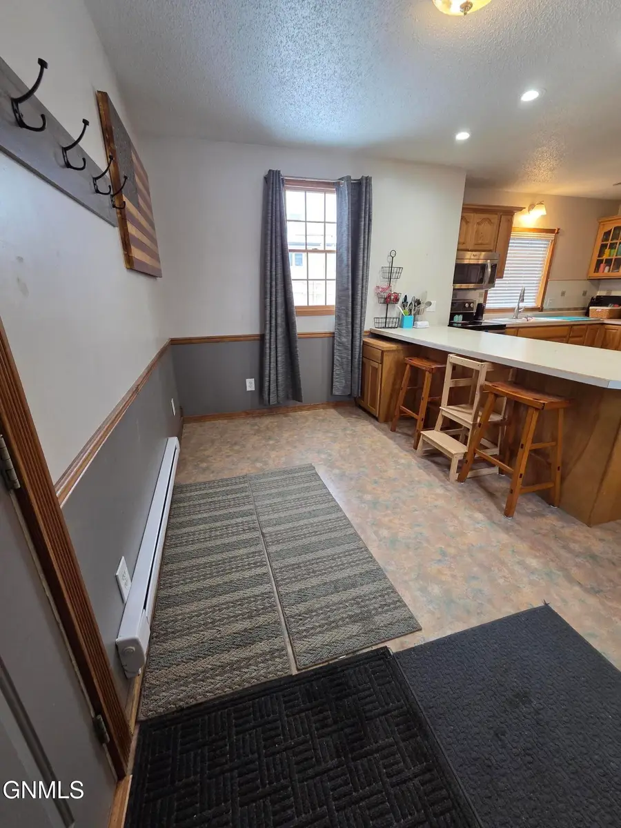 806 9th Street Nw, Cooperstown, ND 58425 - Image #3