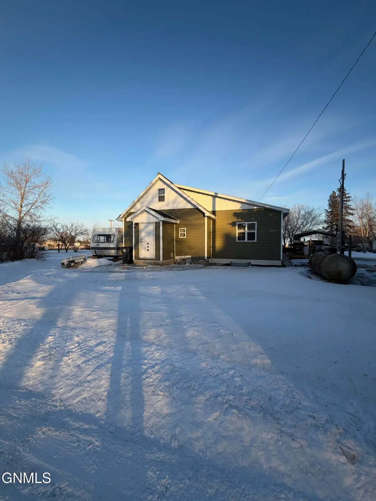 604 Robin Street, Columbus, ND 58727 - #1