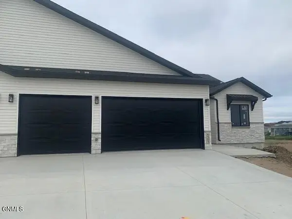 5303 Normandy Street, Bismarck, ND 58503