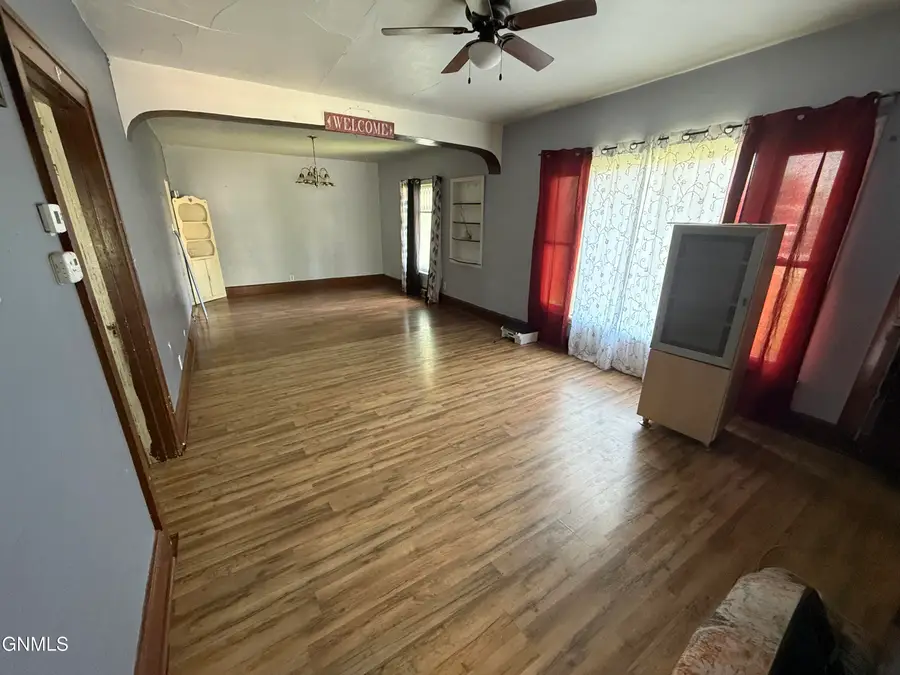 421 Main Street W, Beulah, ND 58523 - Image #2