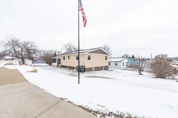 1001 2nd Street Ne, Mandan, ND 58554