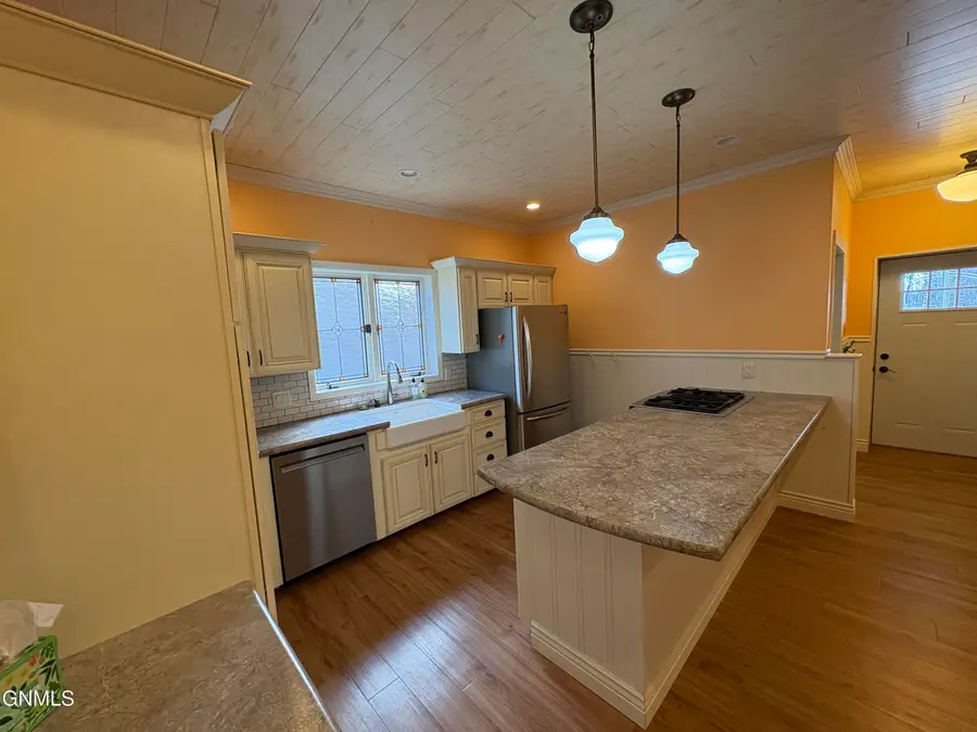 615 Main Street, Edgeley, ND 58433 - Image #2