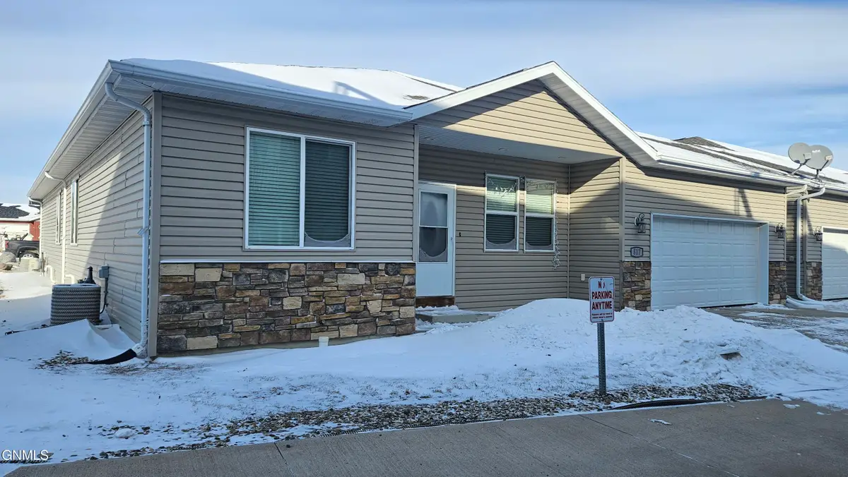 817 Canada Avenue, Bismarck, ND 58503 - Image #1