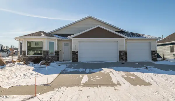 3810 Stacy Drive, Bismarck, ND 58504